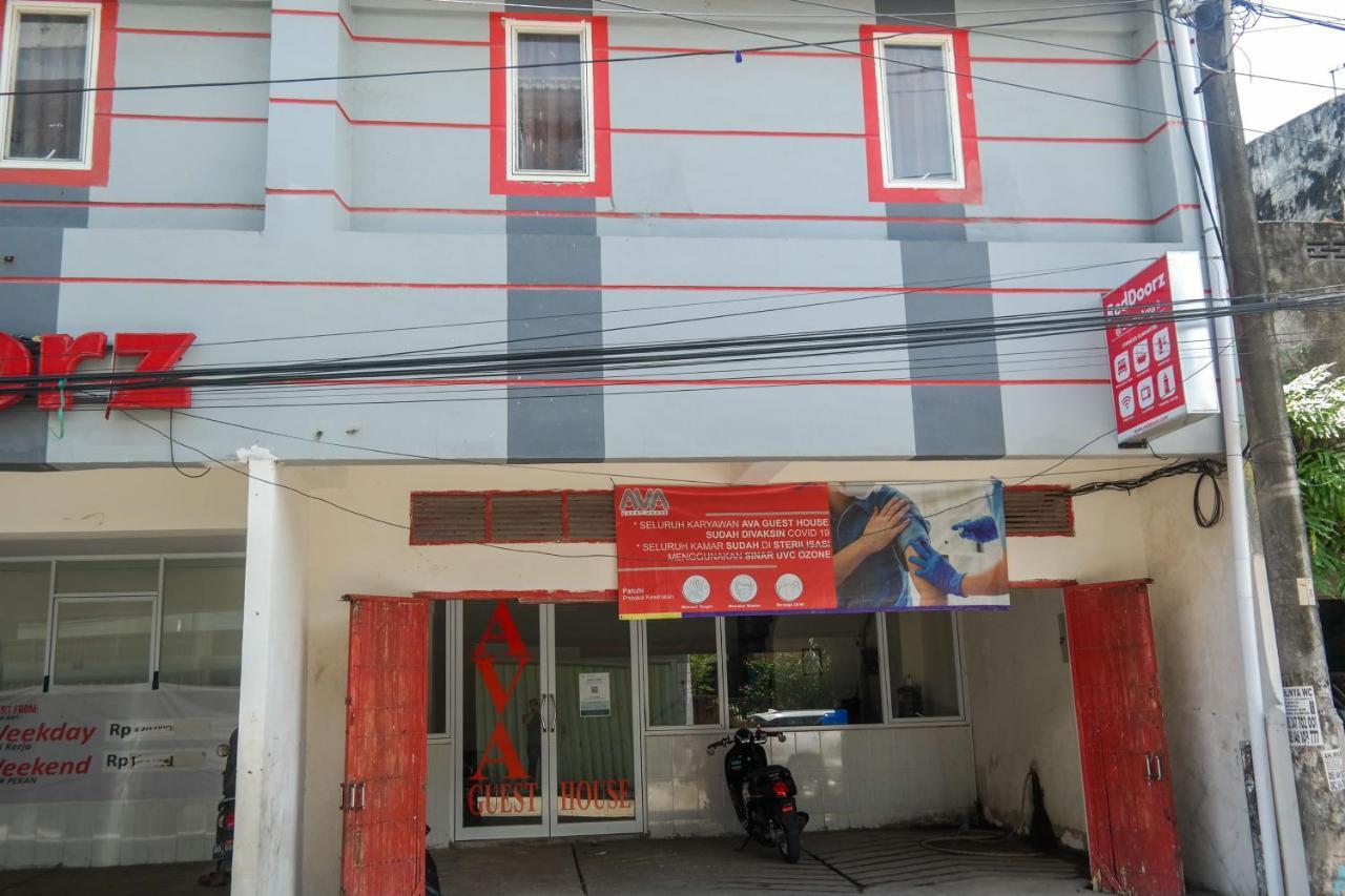 Reddoorz At Jalan Somba Opu Losari 마카사르 외부 사진